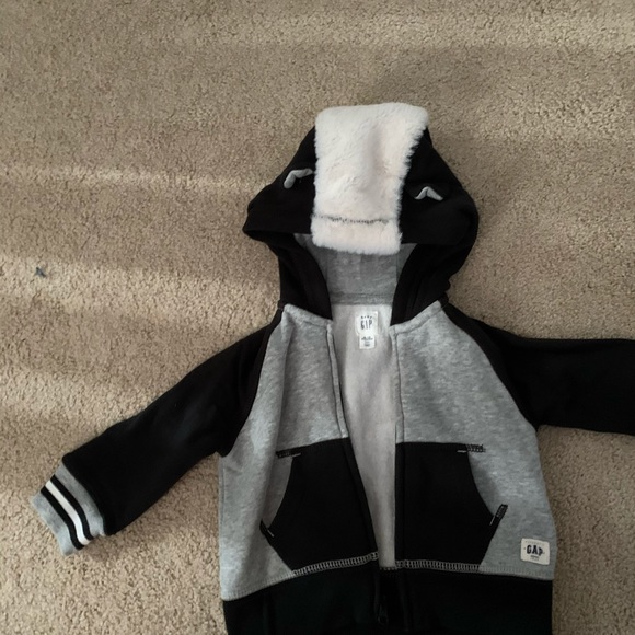 GAP Other - Baby Gap - Disney “Flower” Hoddie
